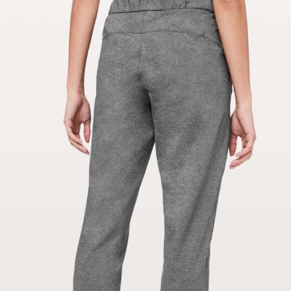 Lululemon Gray On The Fly 7/8 27” Size 4 - Picture 5 of 10